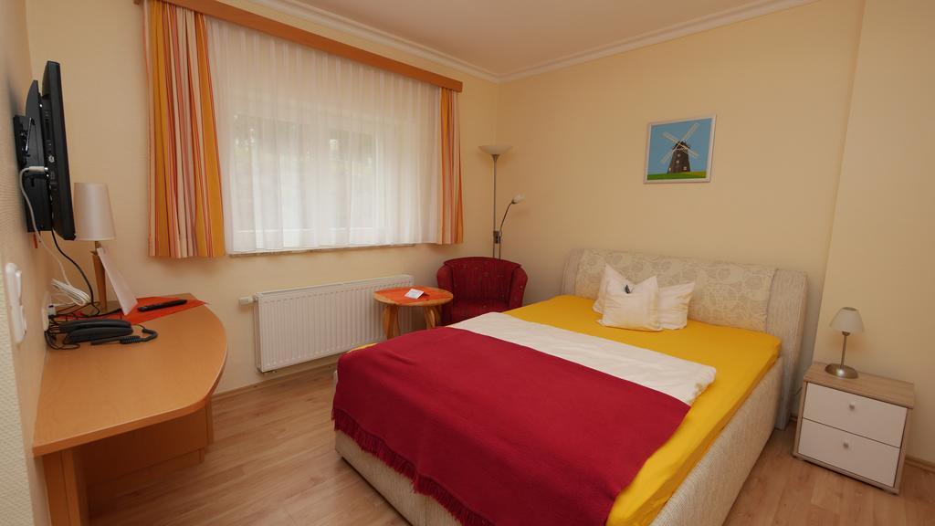 Hotel Garni Arte Vita Heringsdorf  Exterior photo