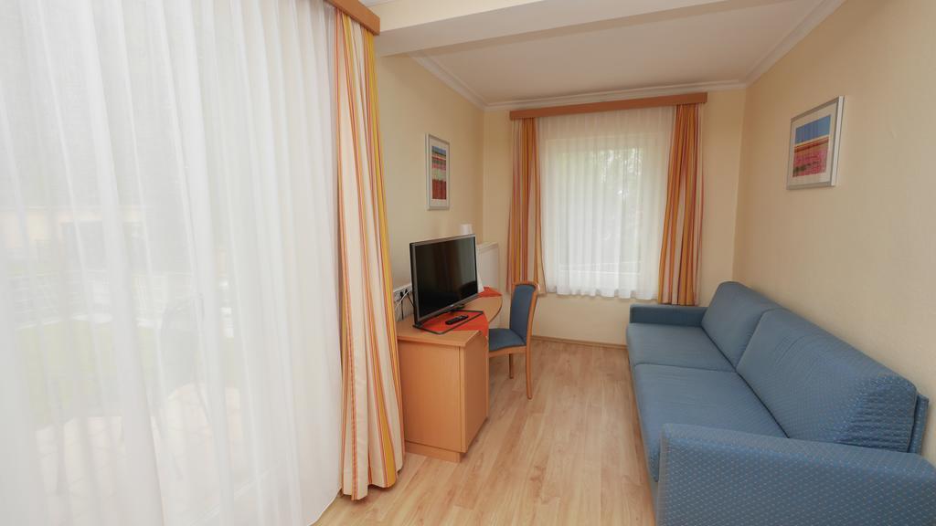 Hotel Garni Arte Vita Heringsdorf  Exterior photo