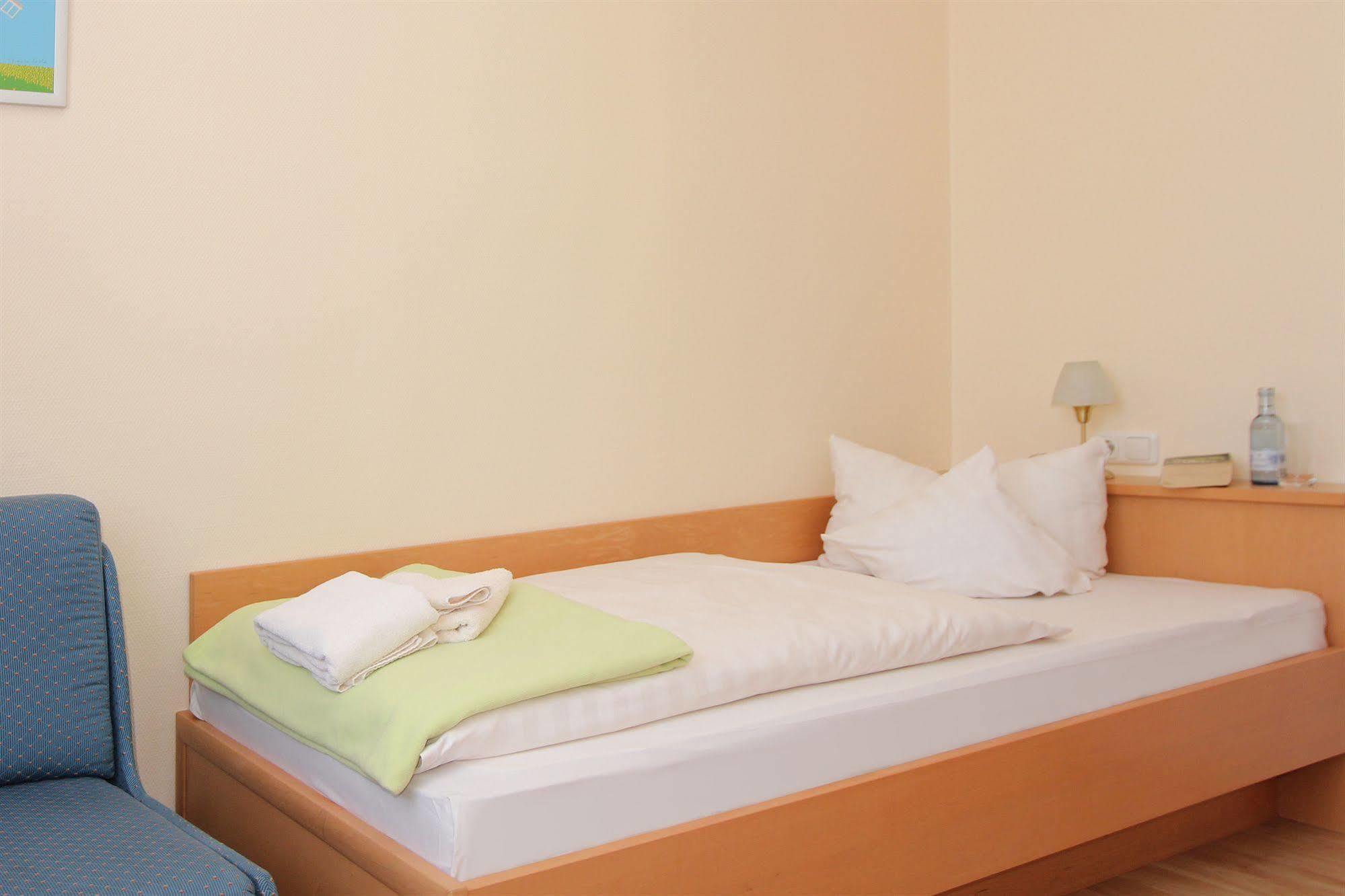 Hotel Garni Arte Vita Heringsdorf  Exterior photo