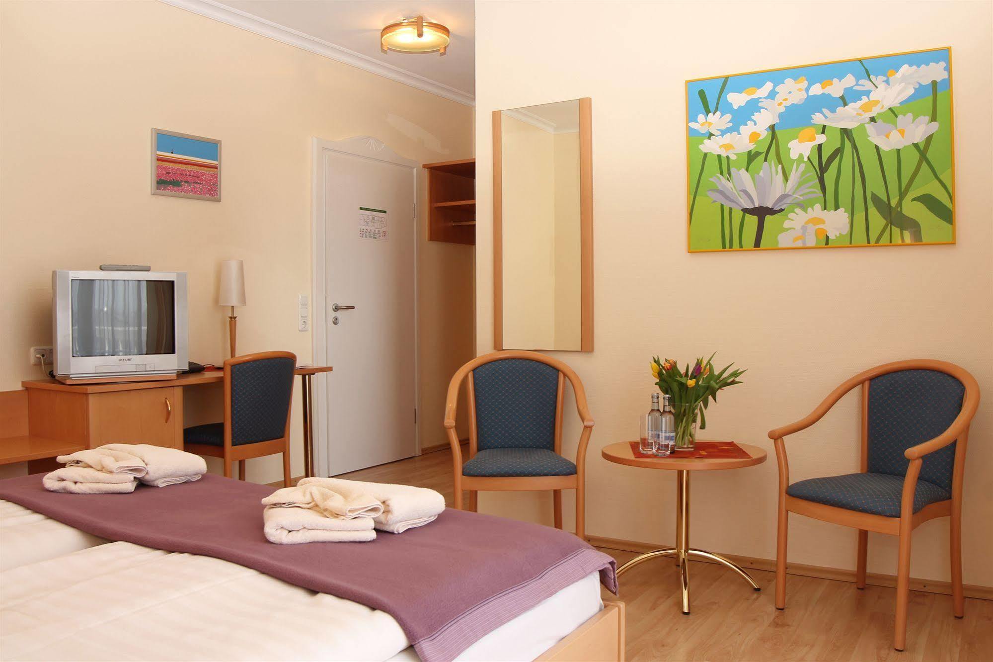 Hotel Garni Arte Vita Heringsdorf  Exterior photo